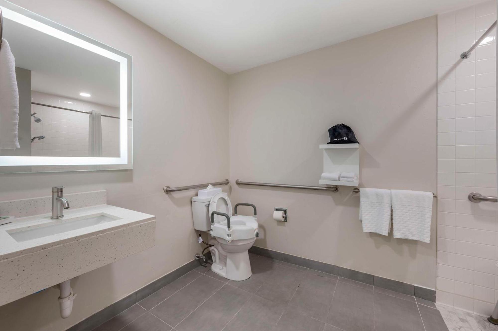 Best Western Heartland Inn Mattoon Buitenkant foto